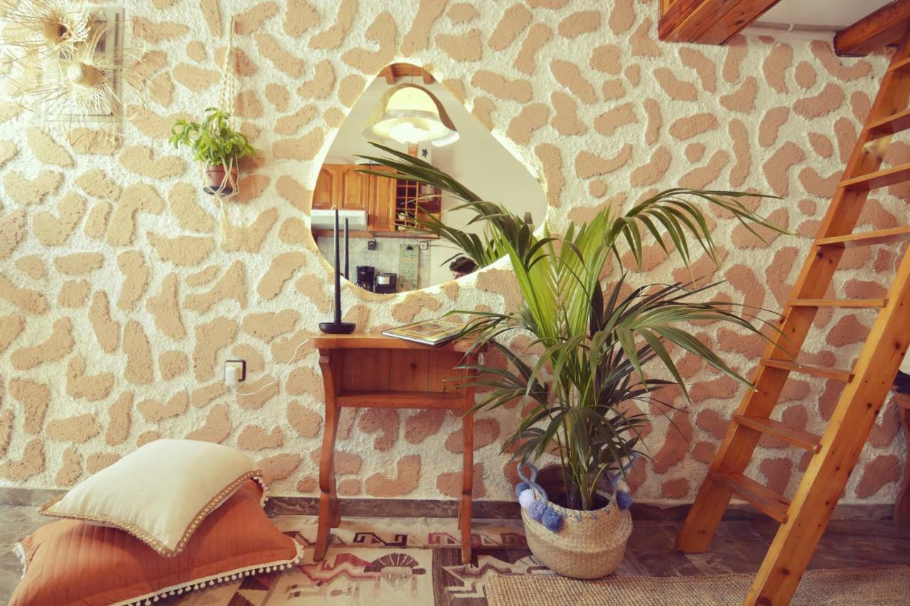 Bright & Relaxing Loft With Attic In The Heart Of Mykonos